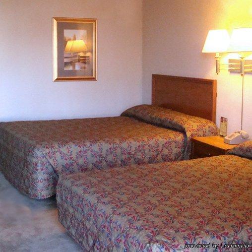 Rest Inn - Extended Stay, I-40 Airport, Wedding & Event Center Amarillo Ruang foto