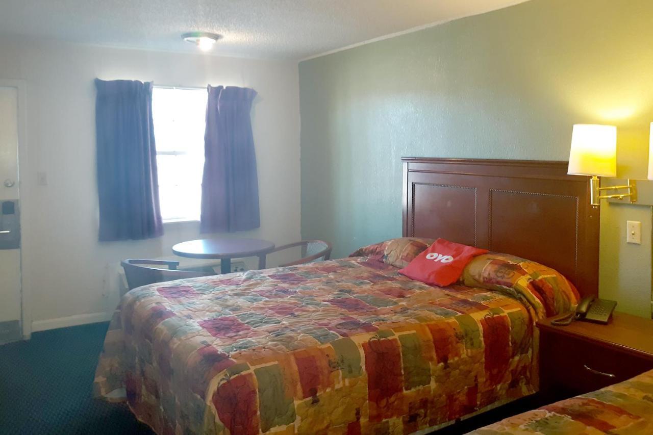 Rest Inn - Extended Stay, I-40 Airport, Wedding & Event Center Amarillo Bagian luar foto
