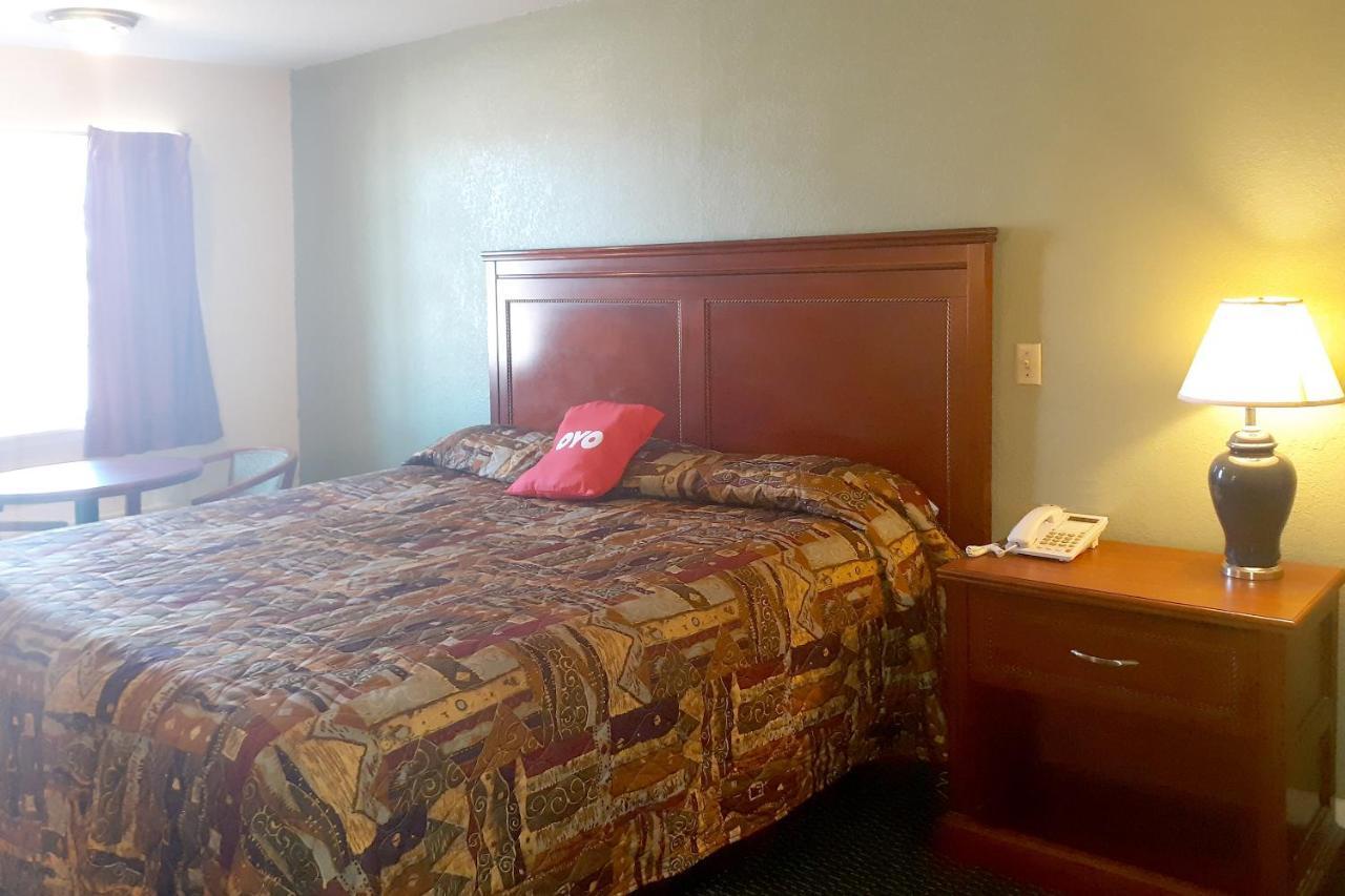 Rest Inn - Extended Stay, I-40 Airport, Wedding & Event Center Amarillo Bagian luar foto