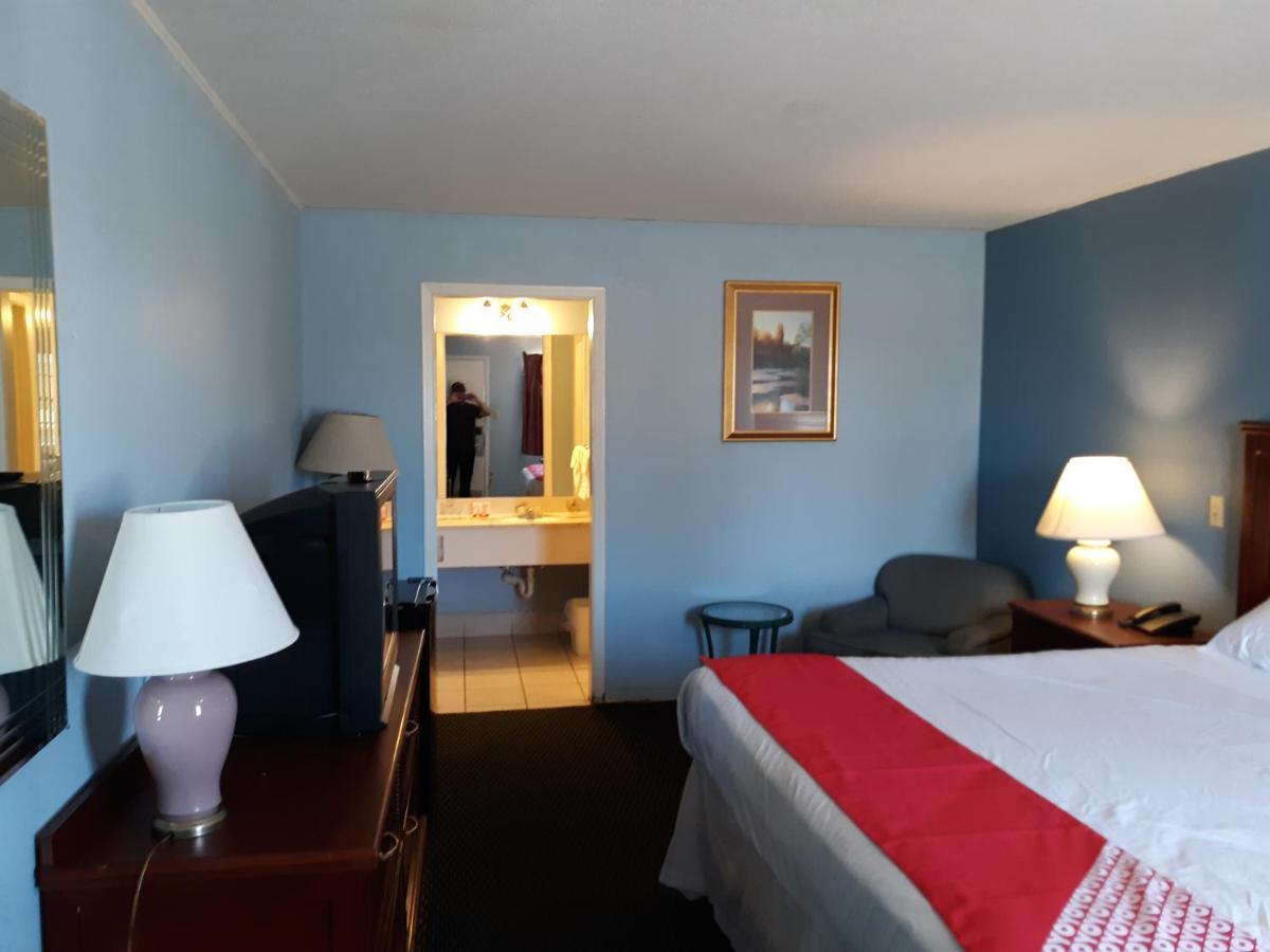 Rest Inn - Extended Stay, I-40 Airport, Wedding & Event Center Amarillo Bagian luar foto
