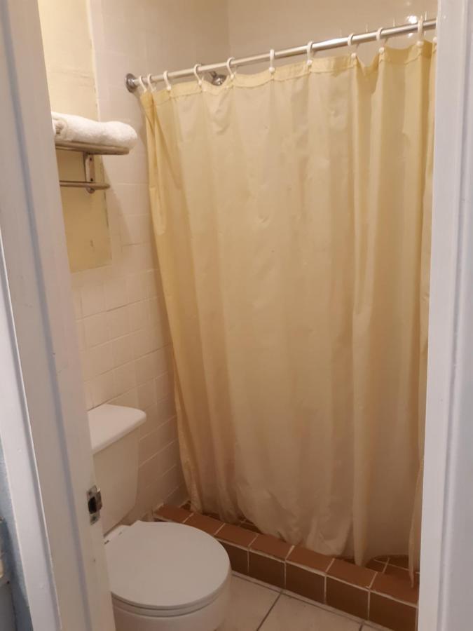 Rest Inn - Extended Stay, I-40 Airport, Wedding & Event Center Amarillo Bagian luar foto