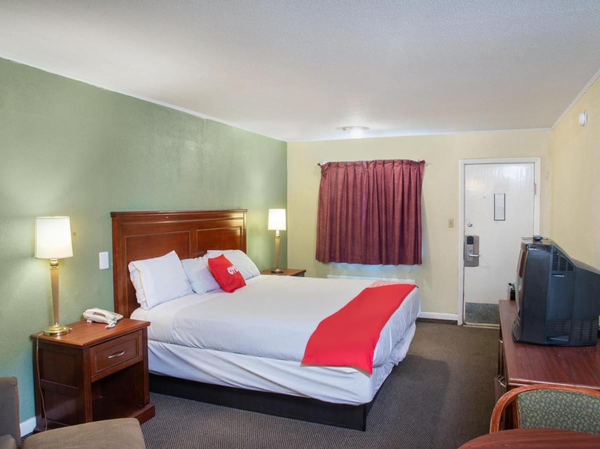 Rest Inn - Extended Stay, I-40 Airport, Wedding & Event Center Amarillo Bagian luar foto