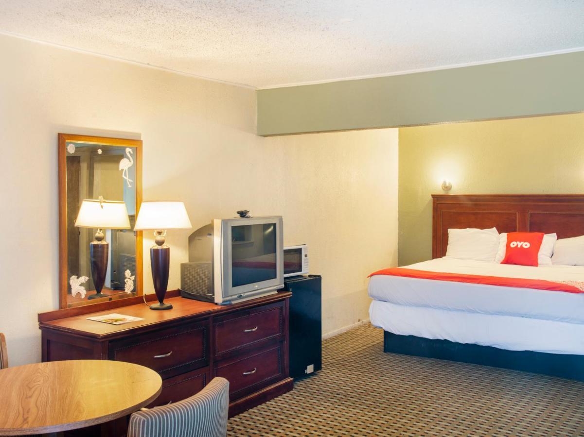 Rest Inn - Extended Stay, I-40 Airport, Wedding & Event Center Amarillo Bagian luar foto